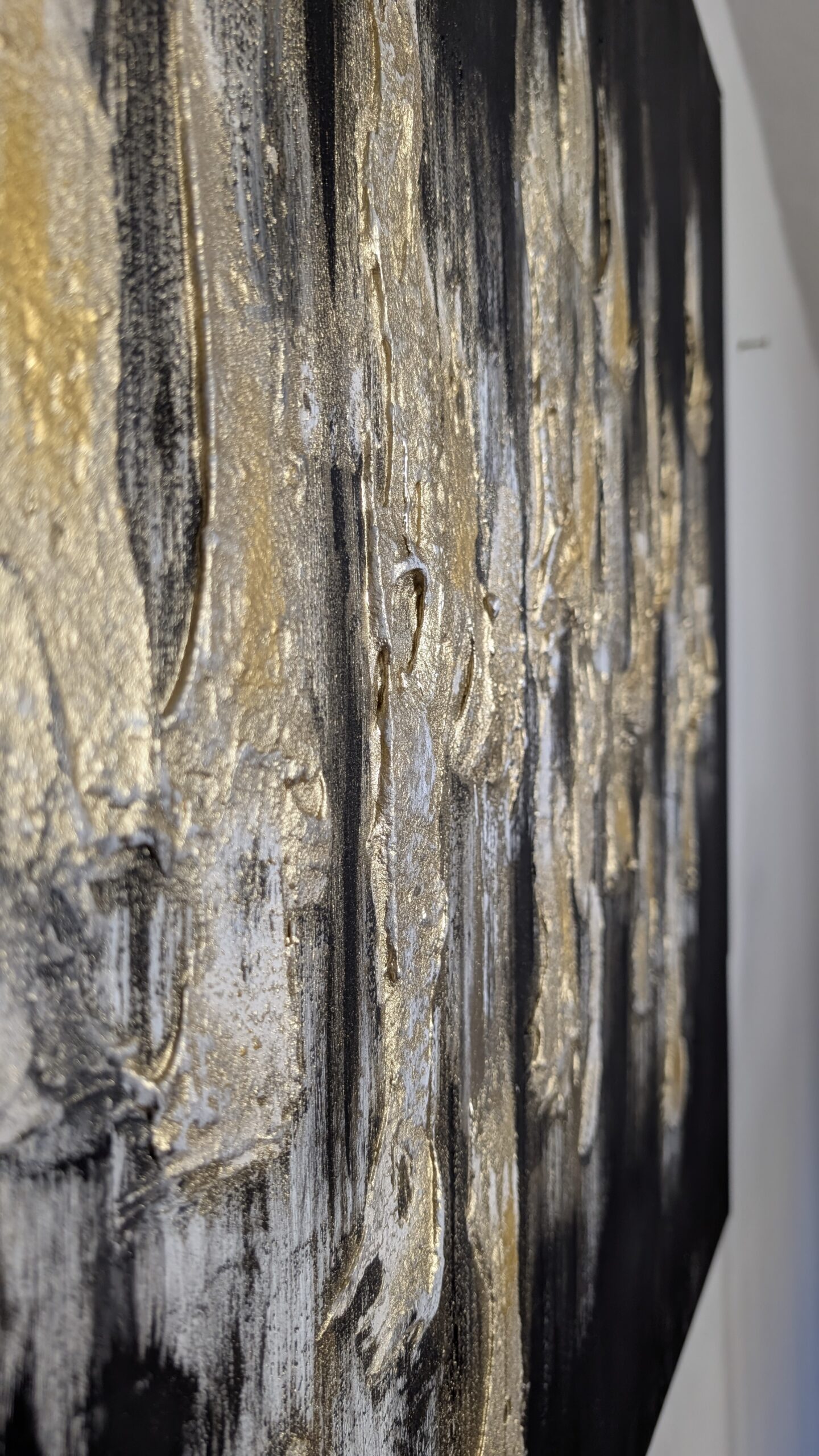 Golden Lines – Image 3