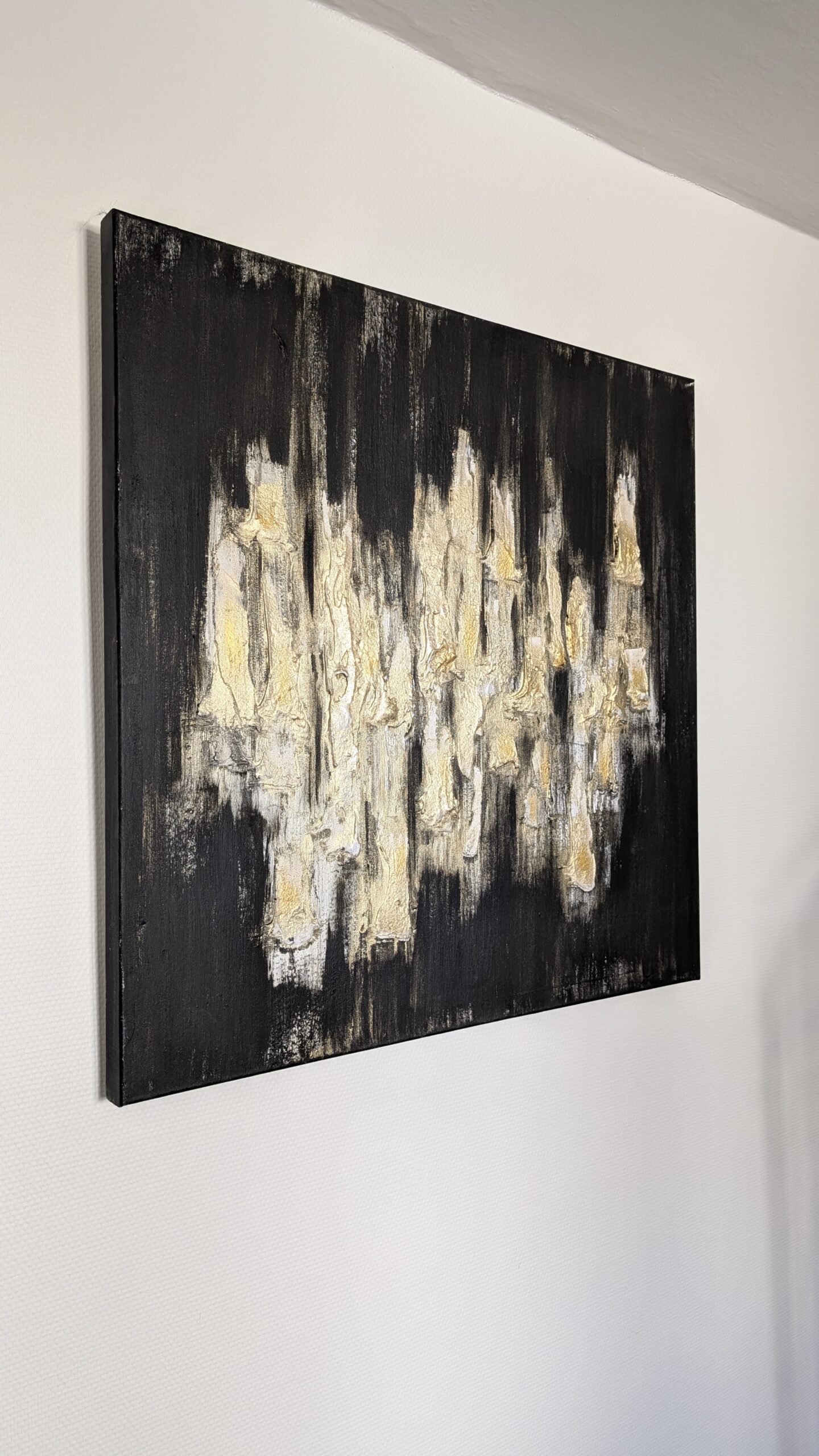 Golden Lines – Image 4